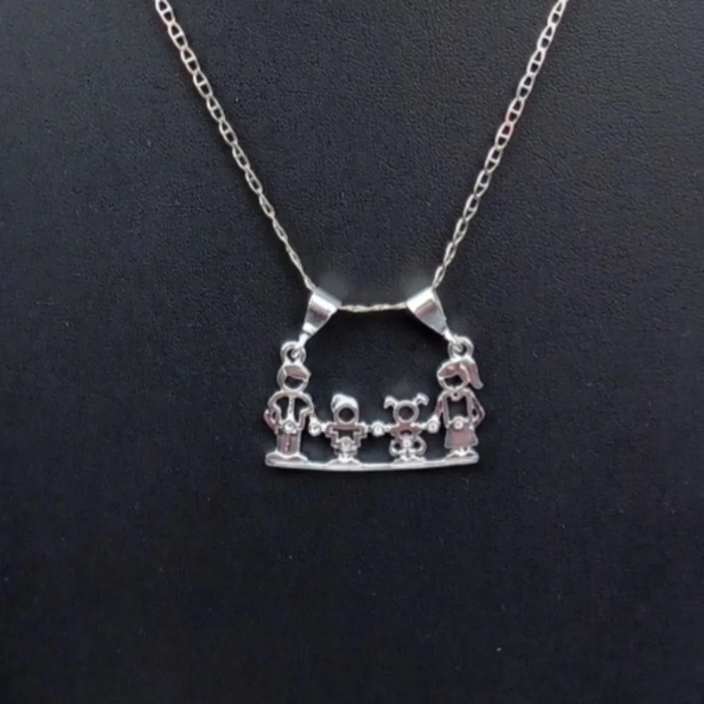 925 sterling silver Family‎ pendant necklace mom dad a boy and a girls